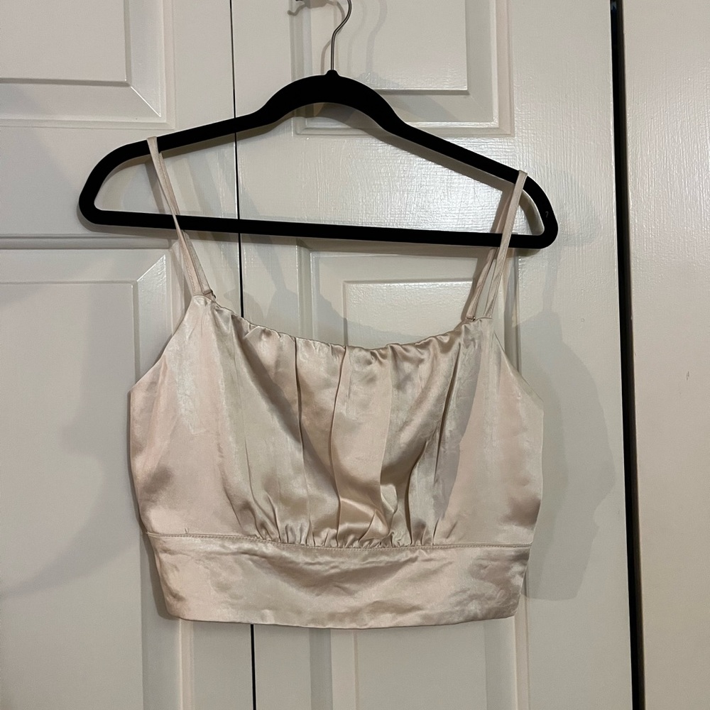 NWT Lulus Crop Top